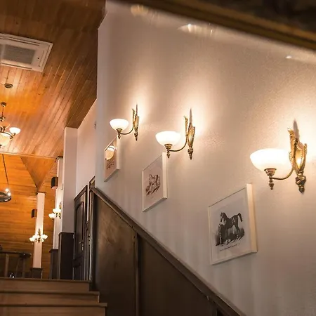 Podkowa Feriegård *