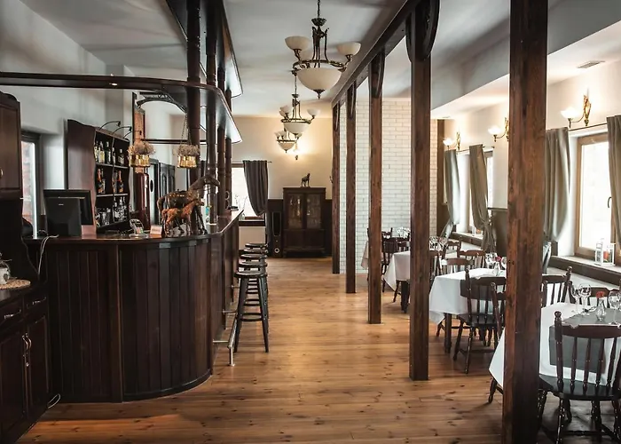 Podkowa * פוליס